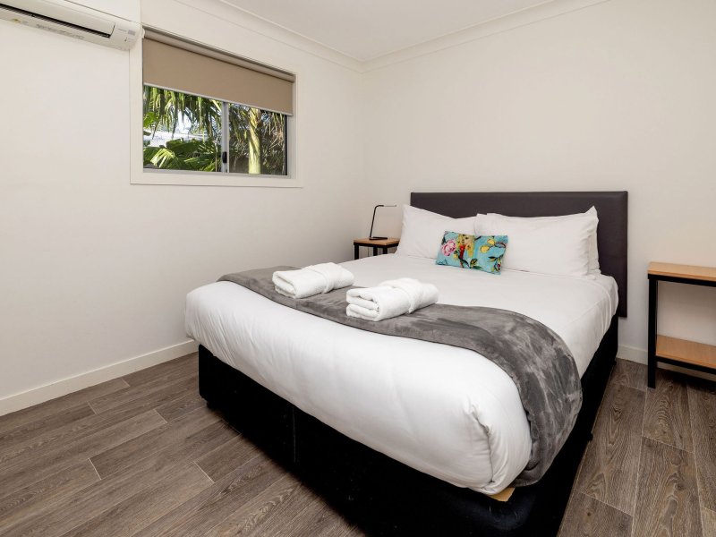 GOLDCOAST CABIN TERRACE 7 270